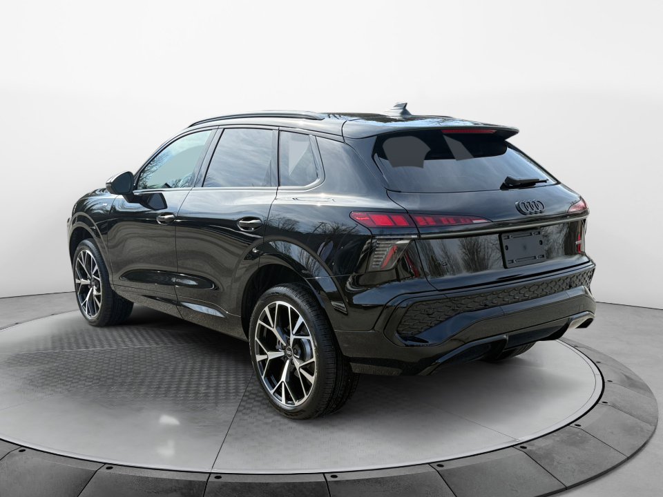 WA1ABCFJ0T1023559 2026 Audi Q3 S line