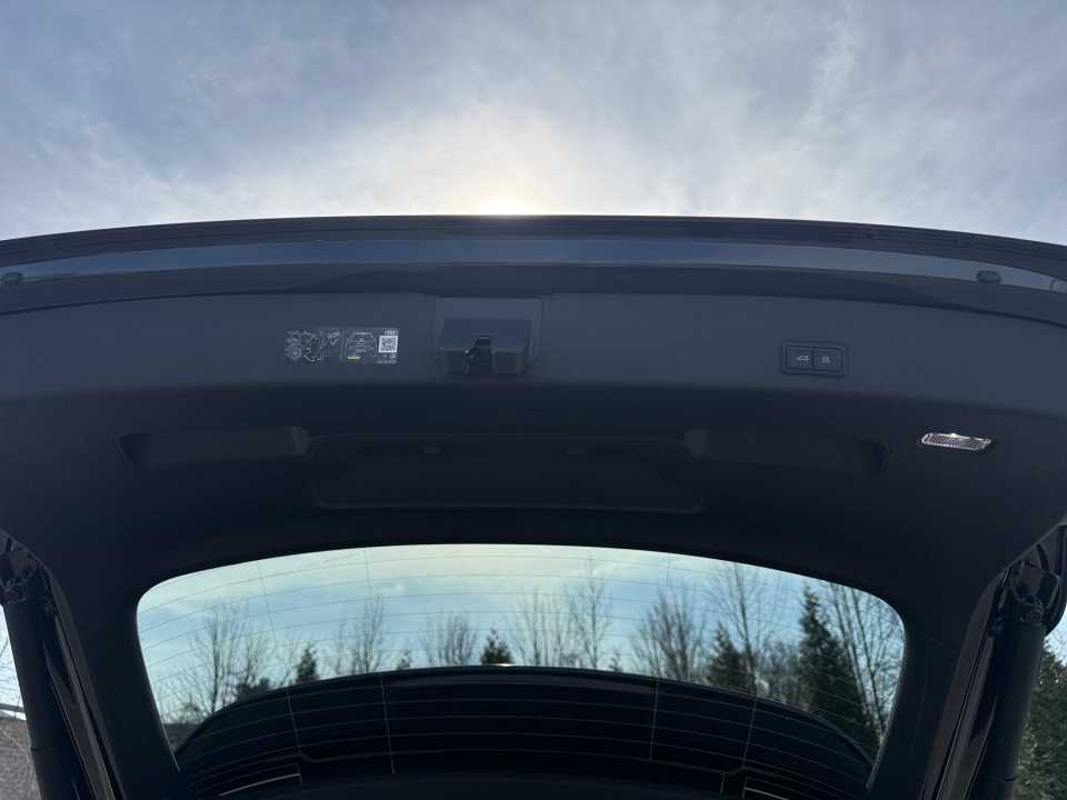 WA1ABCFJ0T1023559 2026 Audi Q3 S line