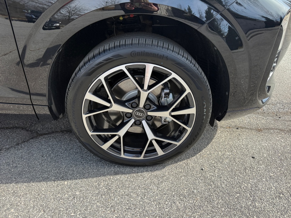 WA1ABCFJ0T1023559 2026 Audi Q3 S line