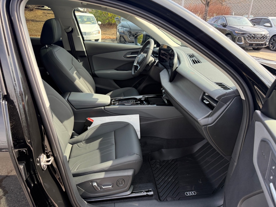 WA1ABCFJ0T1023559 2026 Audi Q3 S line