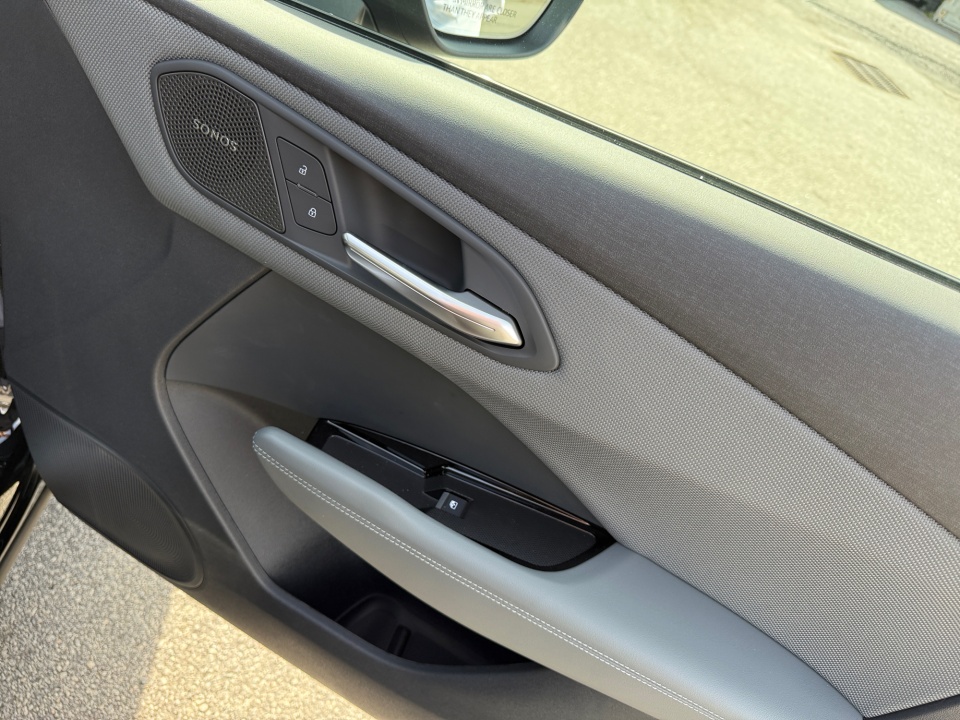 WA1ABCFJ0T1023559 2026 Audi Q3 S line