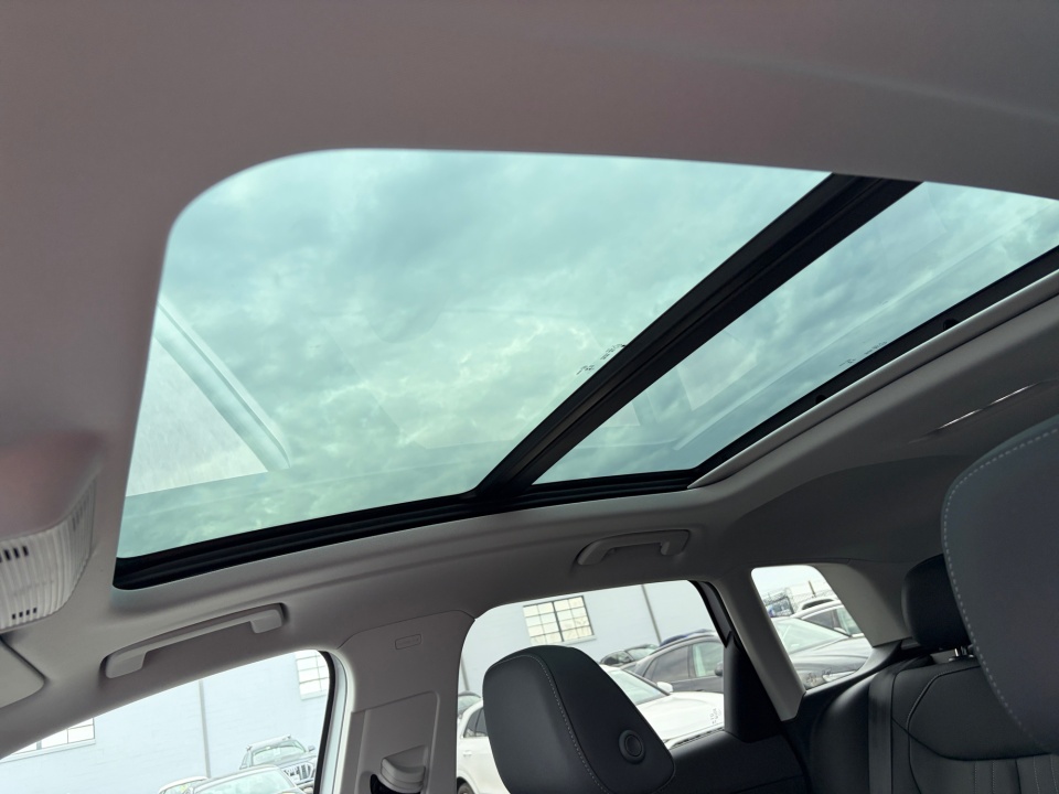 WA1ABCFJ1T1023974 2026 Audi Q3 S line