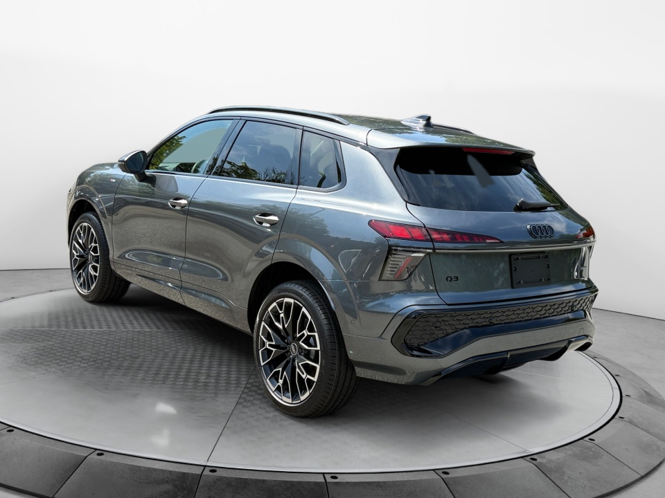 WA1ABCFJ2T1119032 2026 Audi Q3 S line