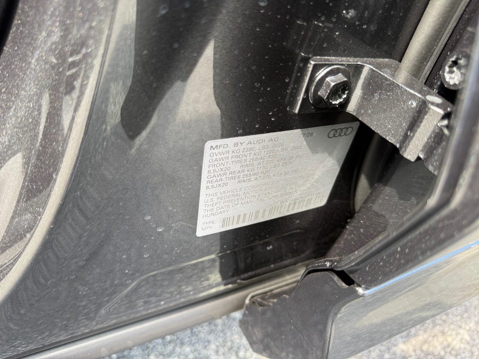WA1ABCFJ2T1119032 2026 Audi Q3 S line