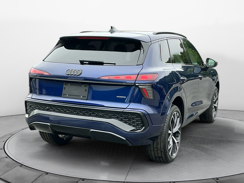 WA1ABCFJ4T1074322 2026 Audi Q3 TFSI quattro S tronic
