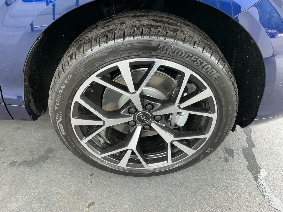 WA1ABCFJ4T1074322 2026 Audi Q3 TFSI quattro S tronic