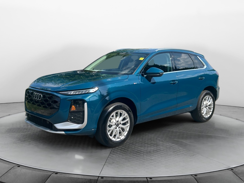 2026 Audi Q3 S line