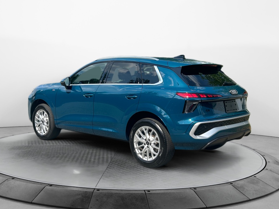 WA1ABCFJ4T1093467 2026 Audi Q3 S line