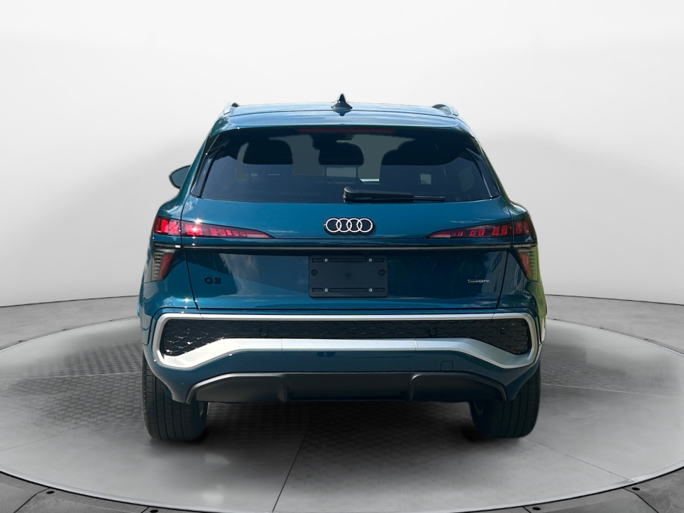 WA1ABCFJ4T1093467 2026 Audi Q3 S line