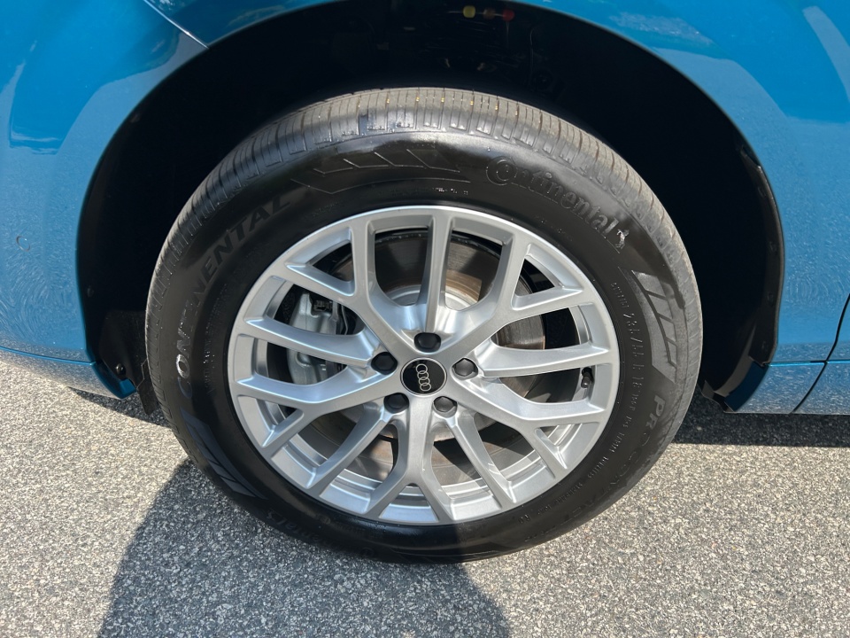 WA1ABCFJ4T1093467 2026 Audi Q3 S line