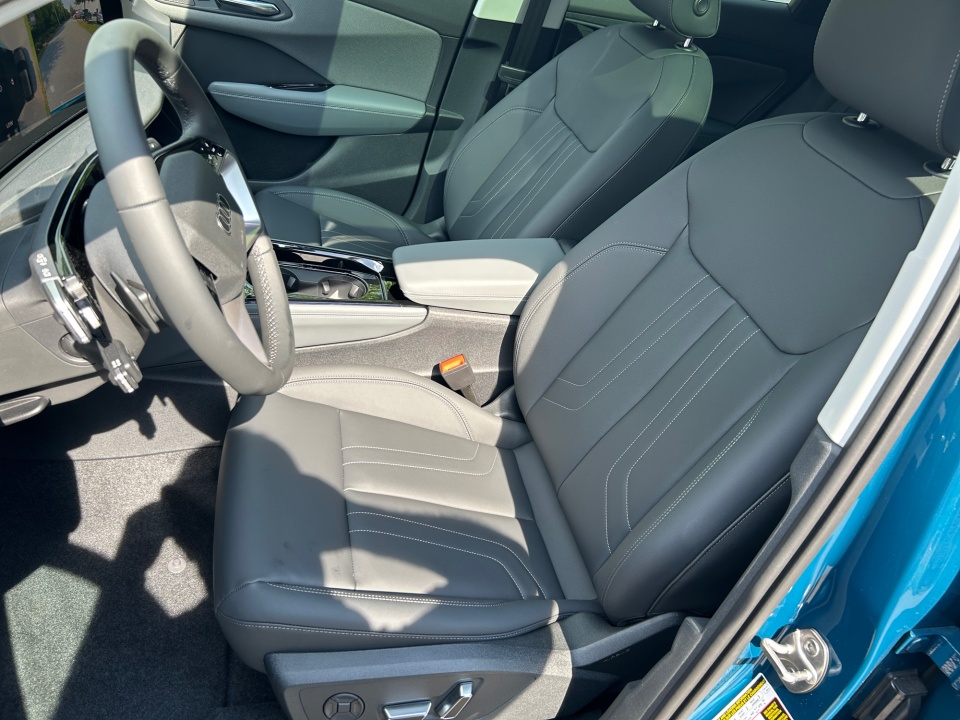 WA1ABCFJ4T1093467 2026 Audi Q3 S line