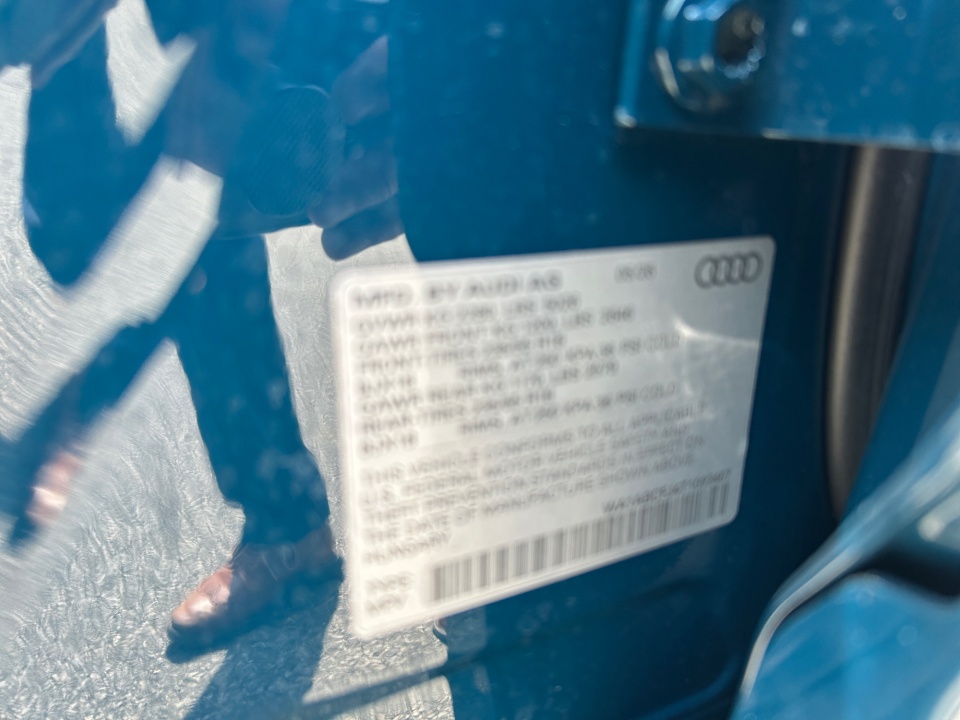 WA1ABCFJ4T1093467 2026 Audi Q3 S line