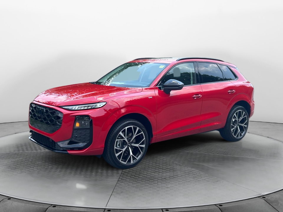 2026 Audi Q3 S line