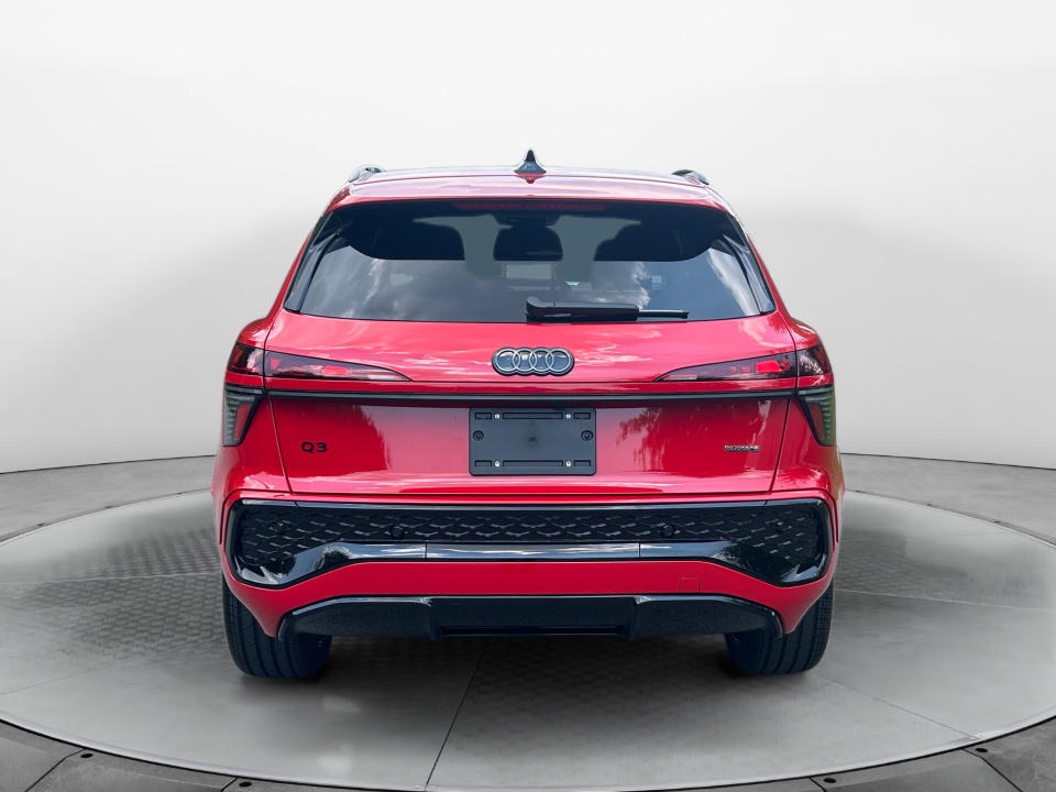 WA1ABCFJ5T1094689 2026 Audi Q3 S line