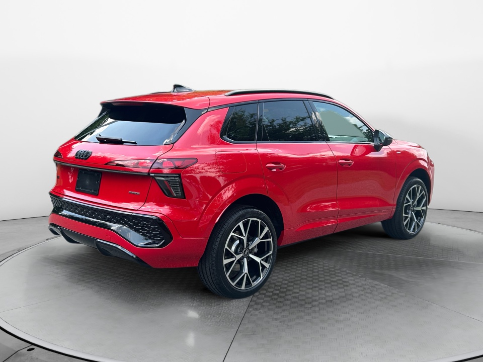 WA1ABCFJ5T1094689 2026 Audi Q3 S line