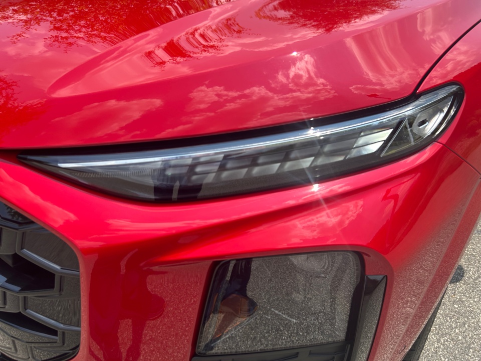 WA1ABCFJ5T1094689 2026 Audi Q3 S line
