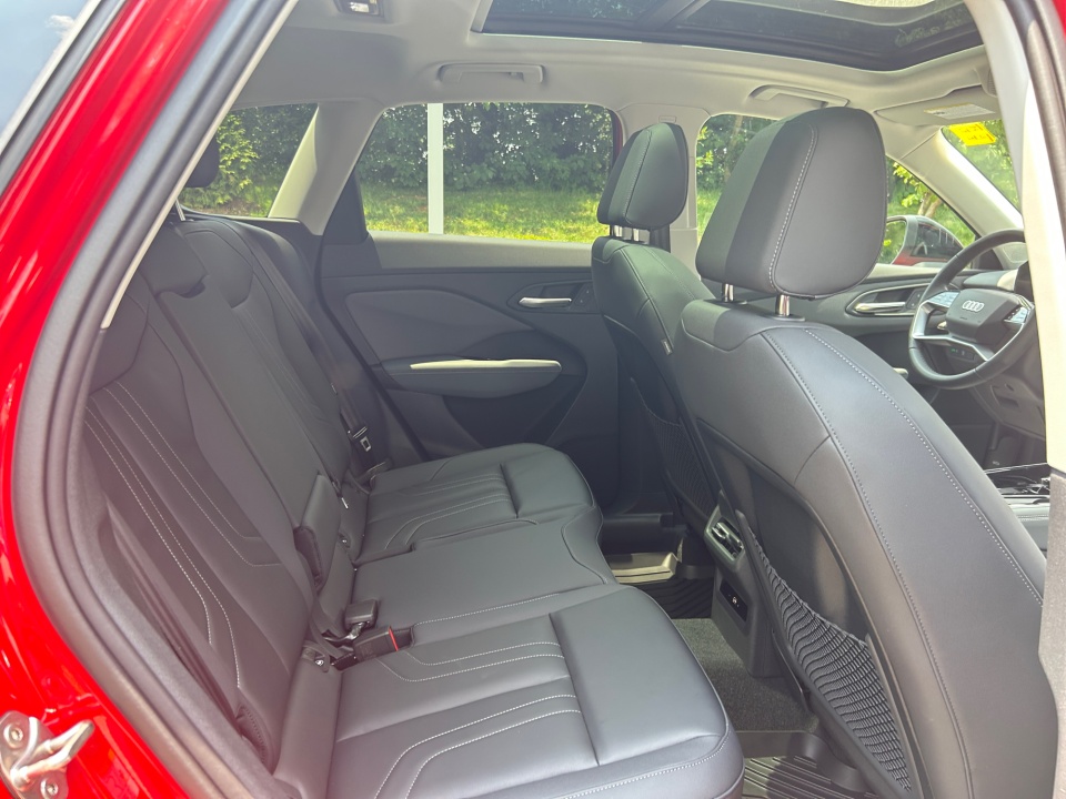 WA1ABCFJ5T1094689 2026 Audi Q3 S line