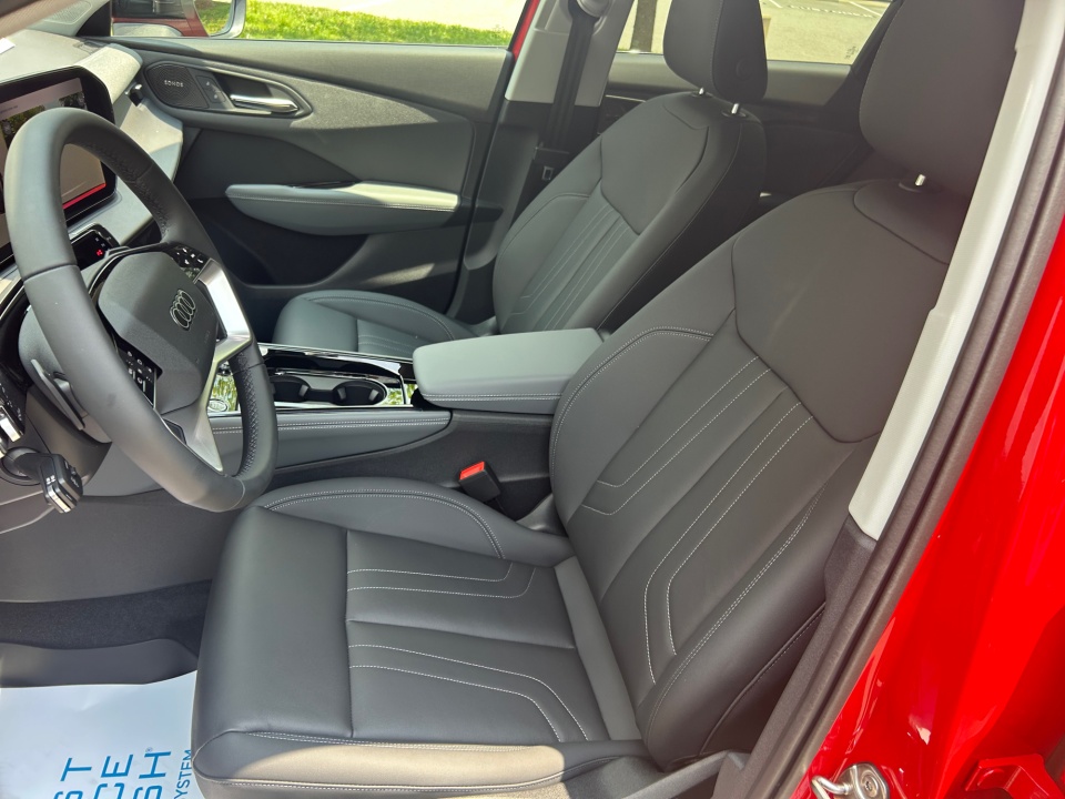 WA1ABCFJ5T1094689 2026 Audi Q3 S line