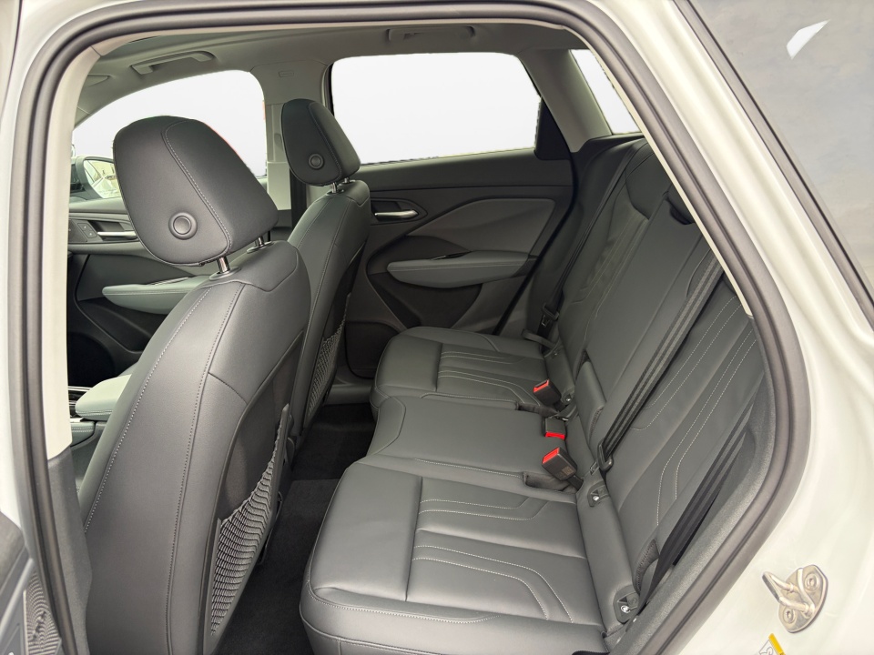 WA1ABCFJ8T1035300 2026 Audi Q3 S line