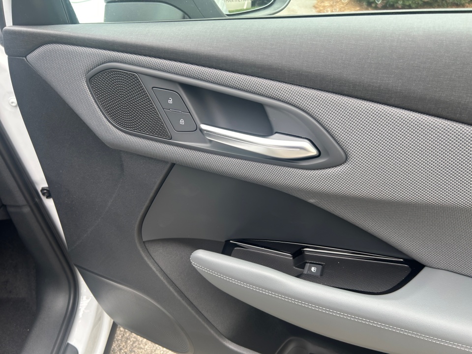WA1ABCFJ8T1090300 2026 Audi Q3 S line