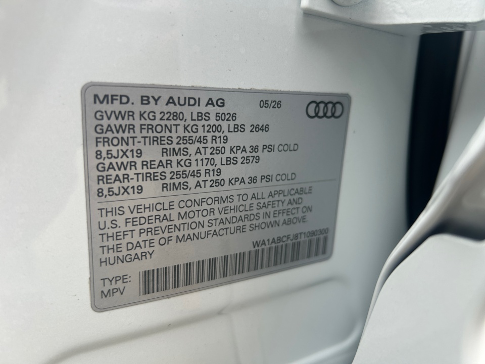 WA1ABCFJ8T1090300 2026 Audi Q3 S line