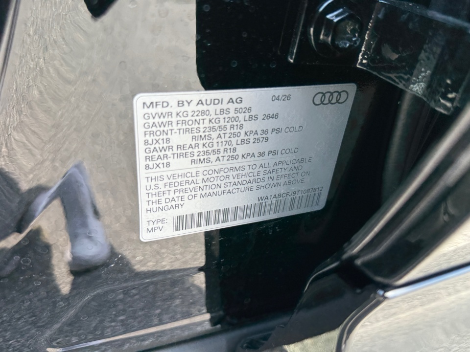 WA1ABCFJ9T1087812 2026 Audi Q3 S line