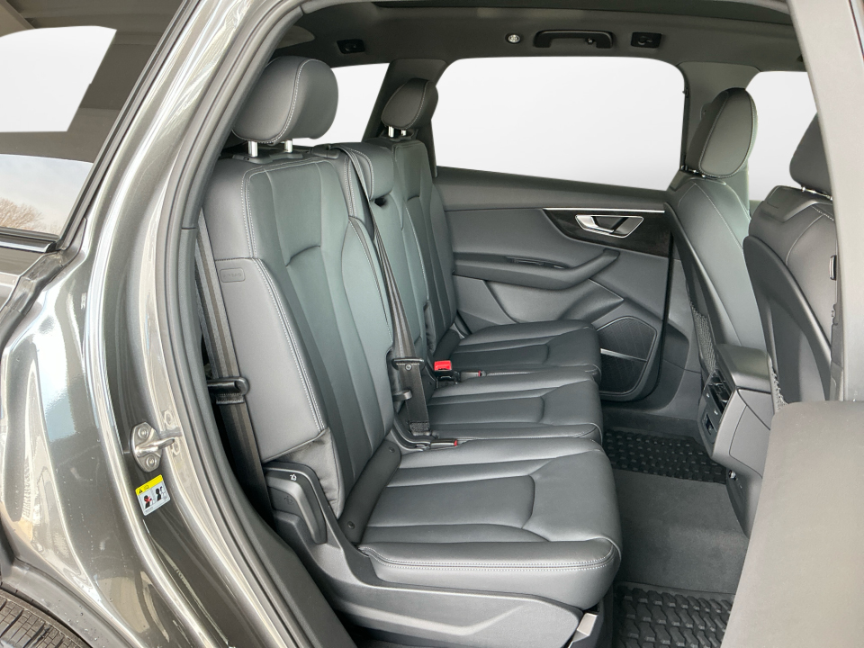 WA1ACBF74TD008170 2026 Audi Q7 Premium 45 TFSI quattro tiptronic