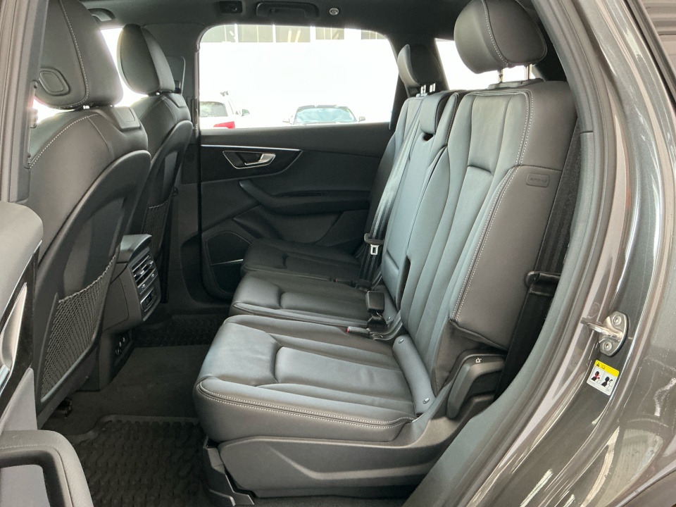 WA1ACBF74TD008170 2026 Audi Q7 Premium 45 TFSI quattro tiptronic