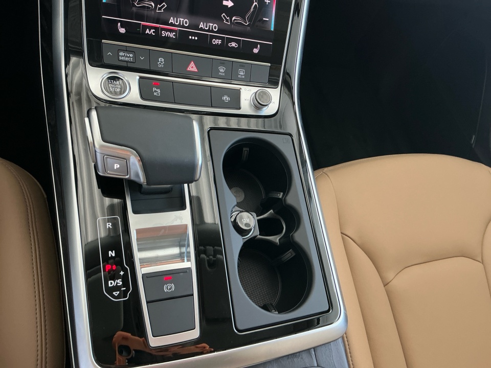 WA1ACBF76TD014102 2026 Audi Q7 Premium