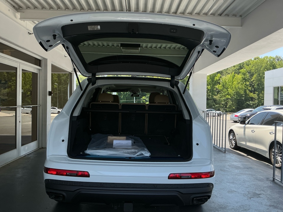 WA1ACBF76TD014102 2026 Audi Q7 Premium