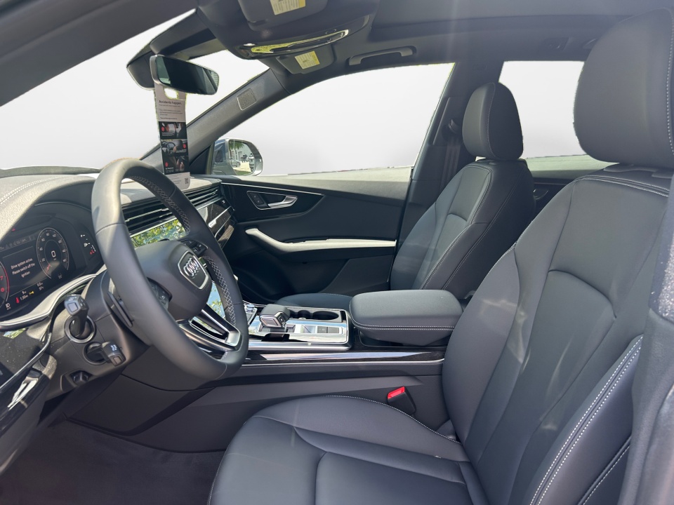 WA1AVBF12TD033462 2026 Audi Q8 Premium