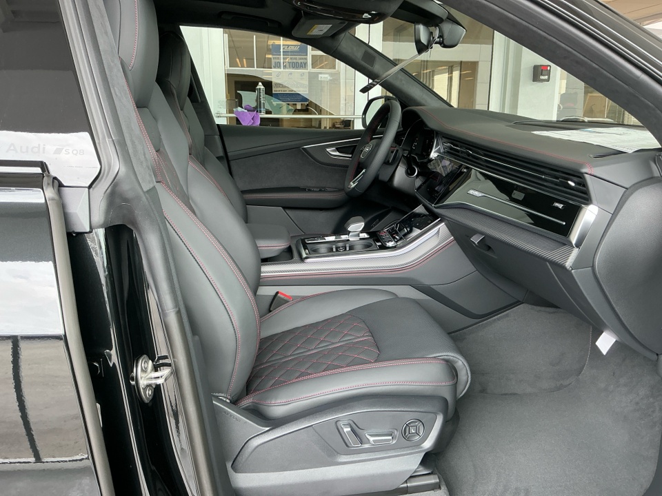 WA1CWBF18TD035478 2026 Audi SQ8 Prestige