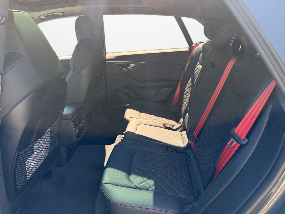 WA1CWBF1XTD030430 2026 Audi SQ8 Prestige