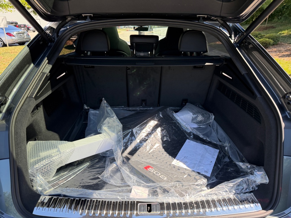 WA1CWBF1XTD030430 2026 Audi SQ8 Prestige