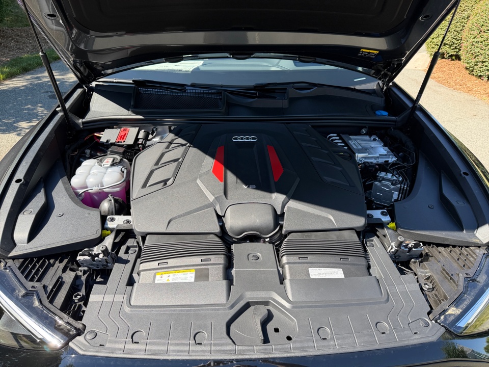 WA1CWBF1XTD030430 2026 Audi SQ8 Prestige