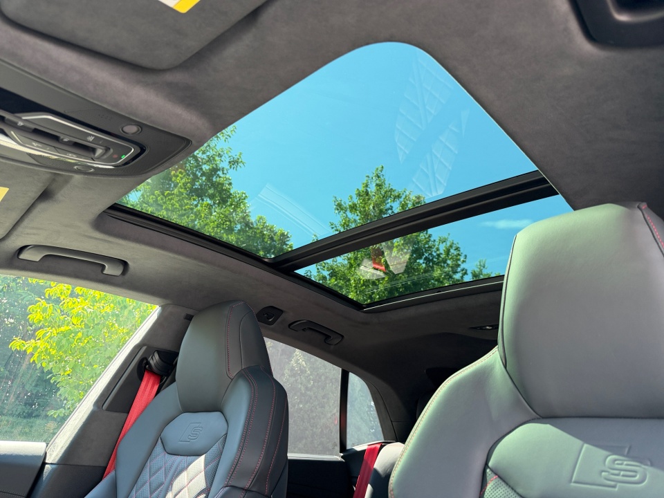 WA1CWBF1XTD030430 2026 Audi SQ8 Prestige
