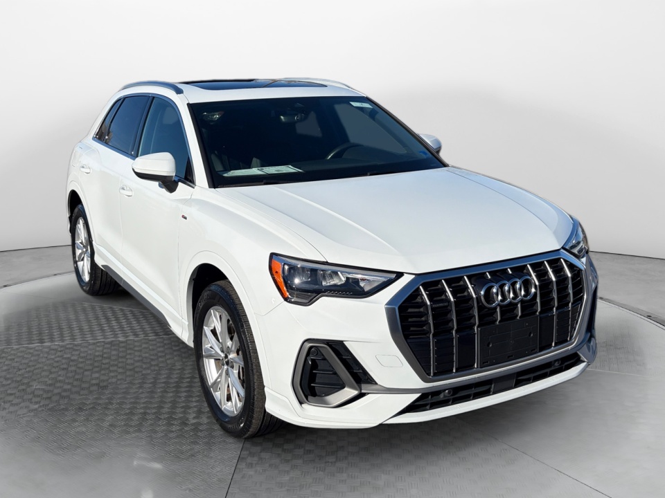 2022 Audi Q3 quattro Premium S Line 45 TFSI