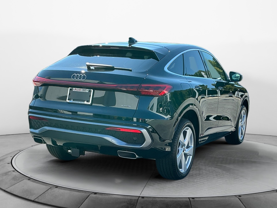WA1EAAGU0S2062534 2025 Audi Q5 Sportback Premium Plus