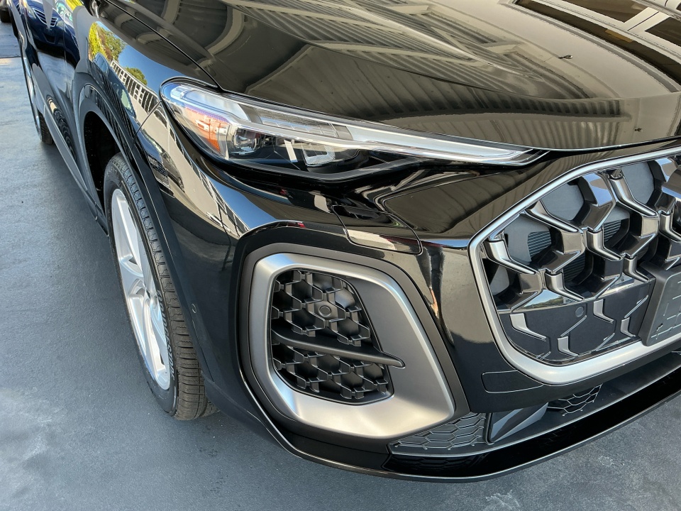 WA1EAAGU0S2062534 2025 Audi Q5 Sportback Premium Plus