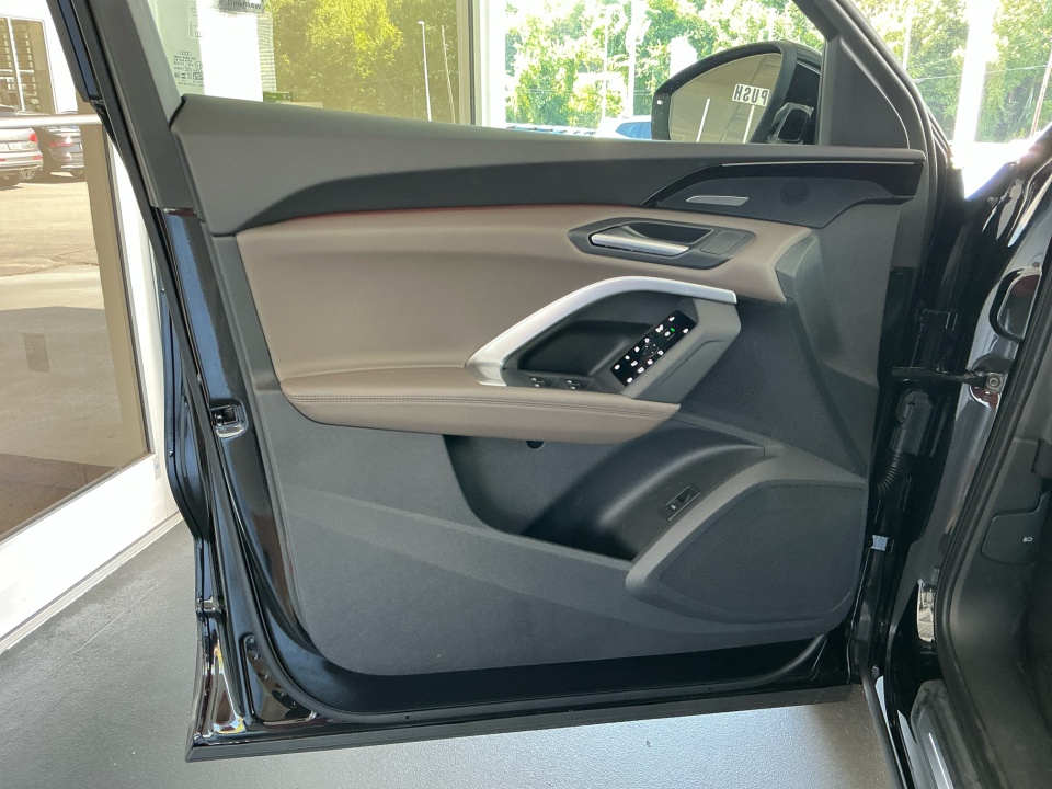 WA1EAAGU0S2062534 2025 Audi Q5 Sportback Premium Plus