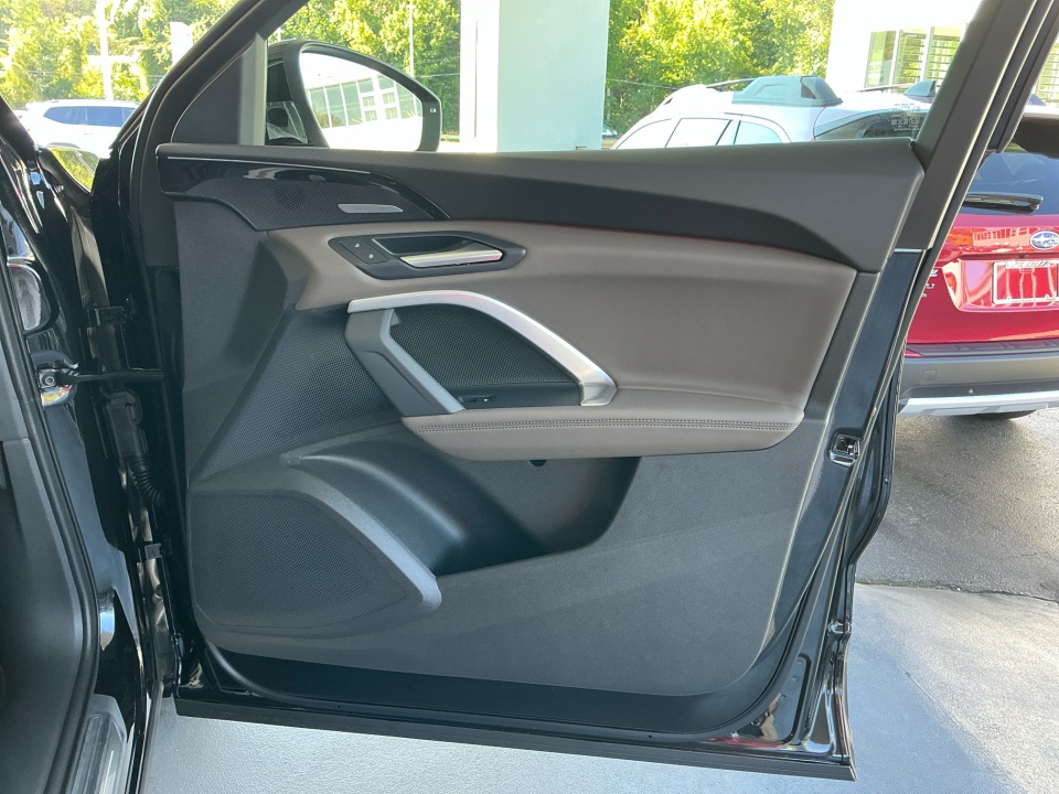 WA1EAAGU0S2062534 2025 Audi Q5 Sportback Premium Plus