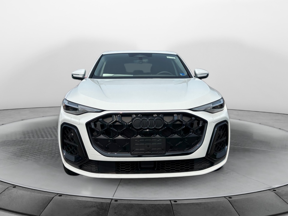 WA1EAAGUXT2048318 2026 Audi Q5 Sportback Premium Plus
