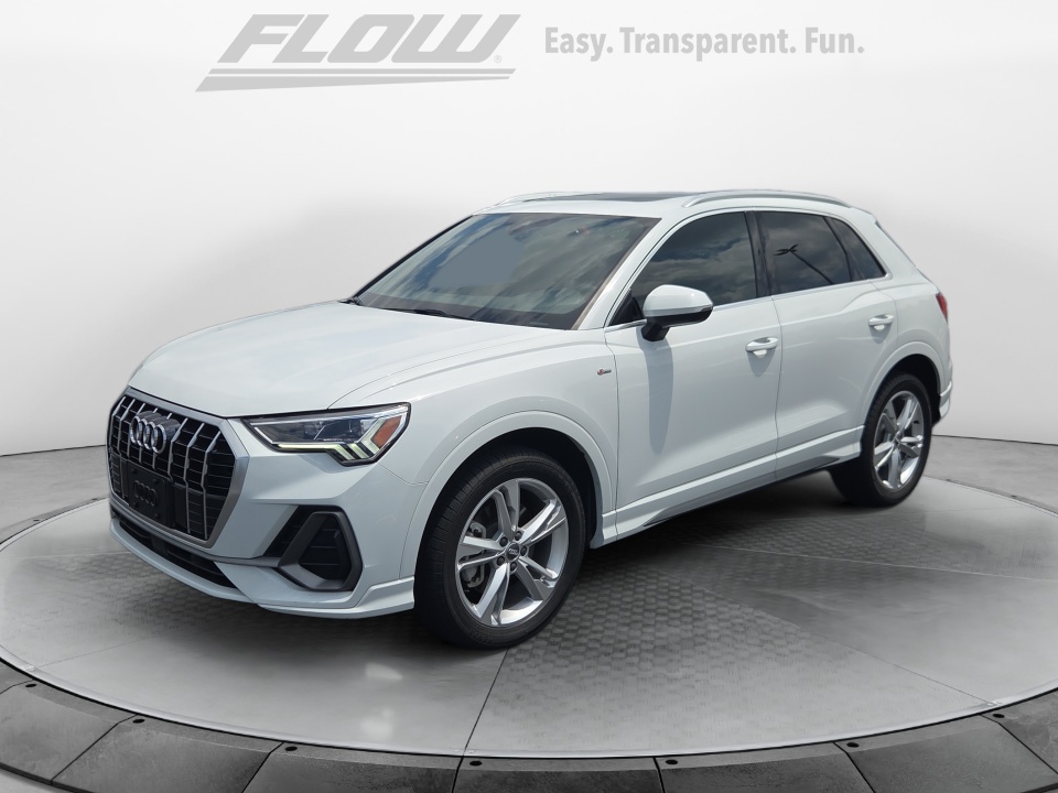 WA1EECF30K1063052 2019 Audi Q3 S line Premium Plus