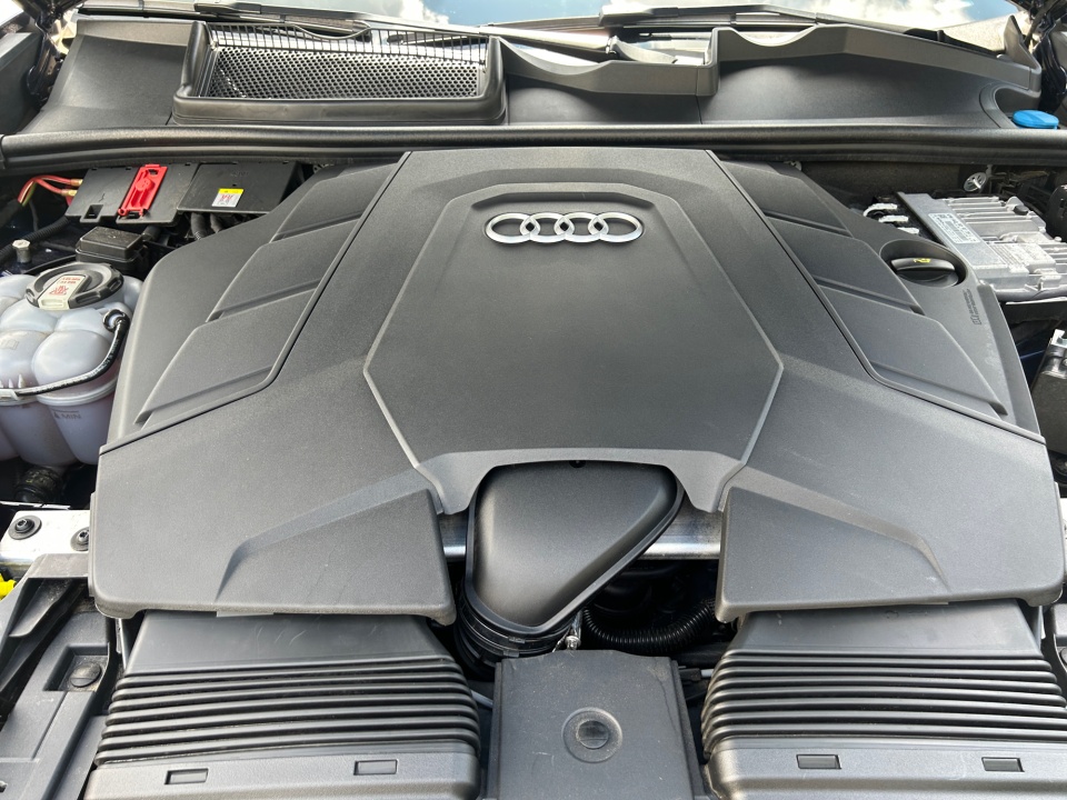 Used 2021 Audi Q8 SUV