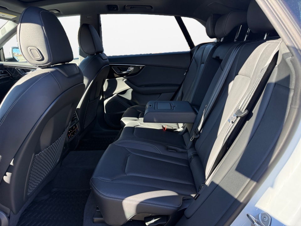 WA1EVBF10TD016144 2026 Audi Q8 Premium Plus 55 TFSI quattro Tiptronic