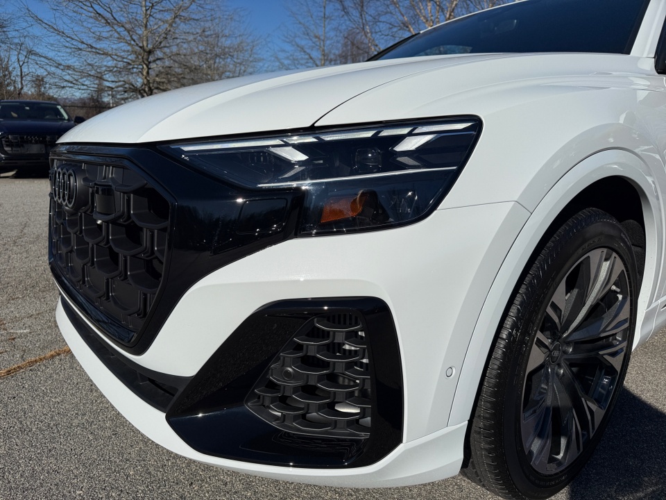 WA1EVBF10TD016144 2026 Audi Q8 Premium Plus 55 TFSI quattro Tiptronic