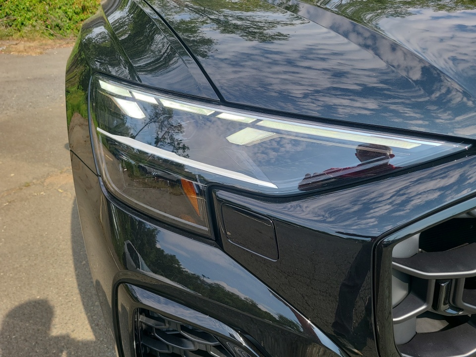 WA1EVBF10VD003476 2027 Audi Q8 Premium Plus
