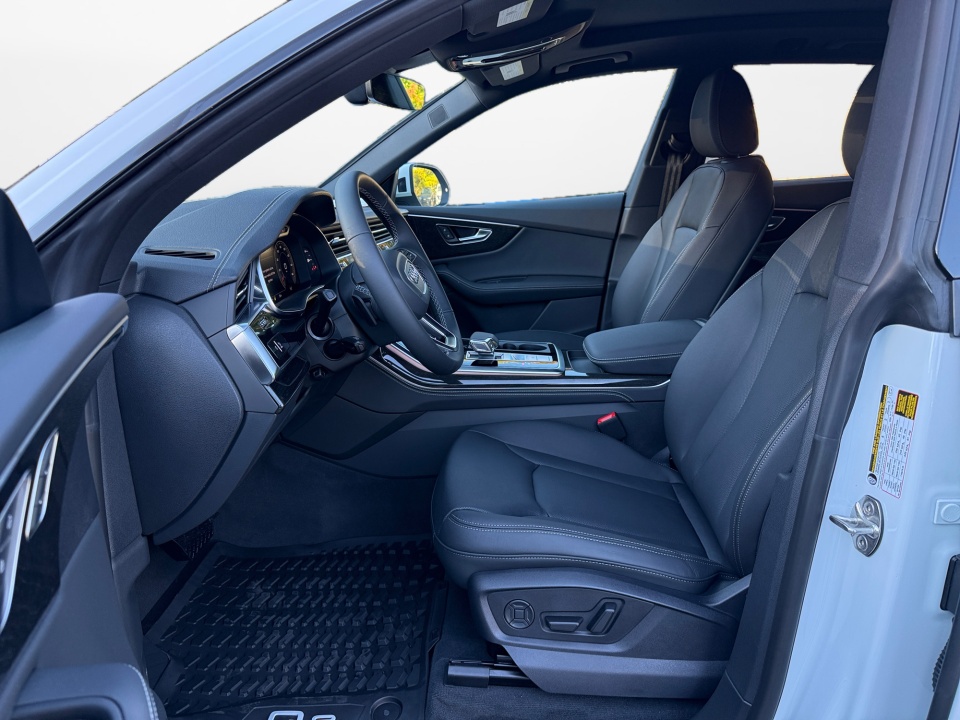 WA1EVBF13TD002352 2026 Audi Q8 Premium Plus 55 TFSI quattro Tiptronic