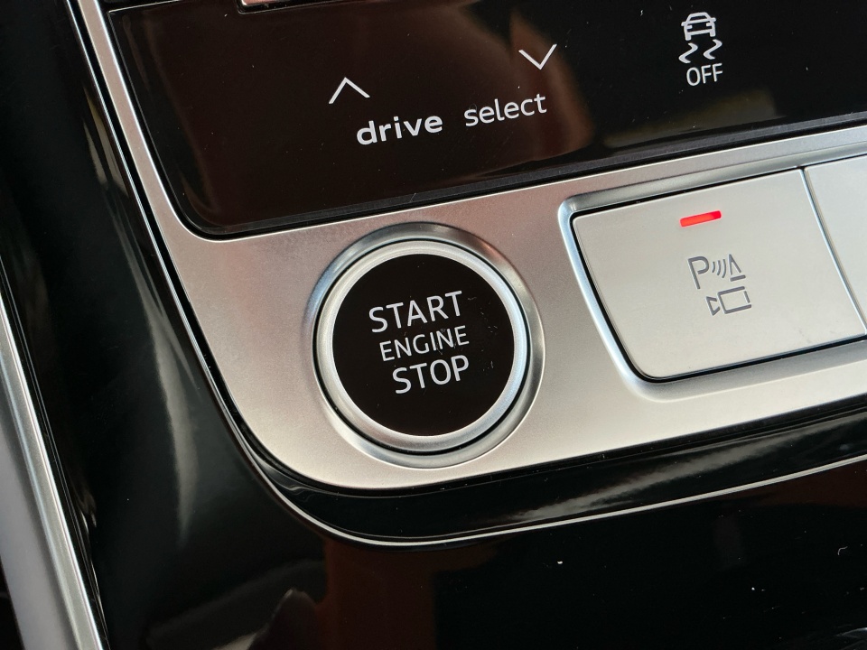 WA1EVBF14TD015658 2026 Audi Q8 Premium Plus 55 TFSI quattro Tiptronic