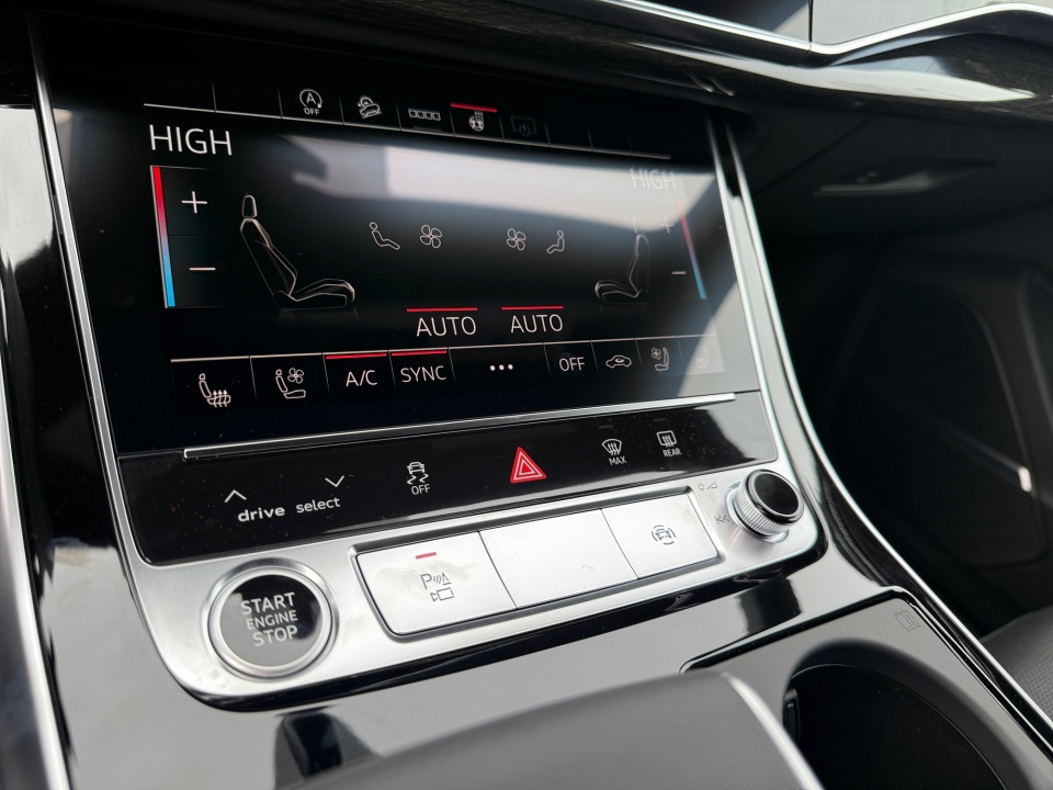 WA1EVBF14TD015773 2026 Audi Q8 Premium Plus 55 TFSI quattro Tiptronic